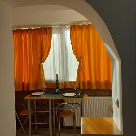 Dayana Home Ramnicu Valcea Exterior photo
